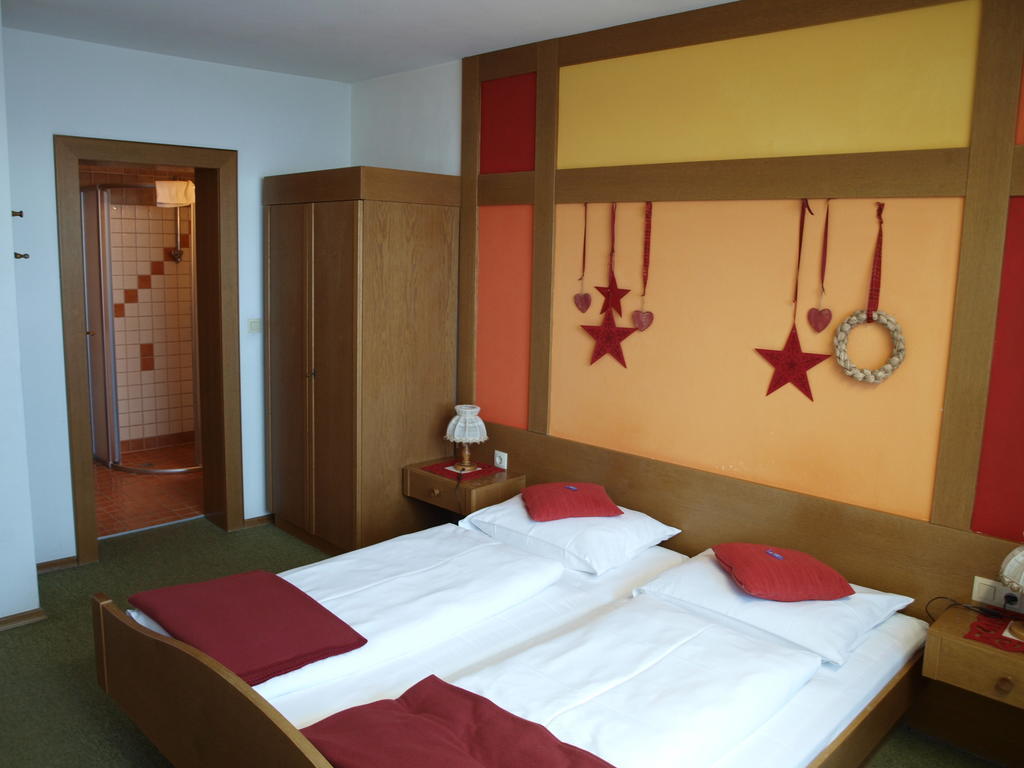 Sportgasthof Lipp Lederwinkel Chambre photo